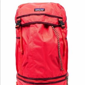 Arbor Grande 28L Backpack Hiking Brand New
